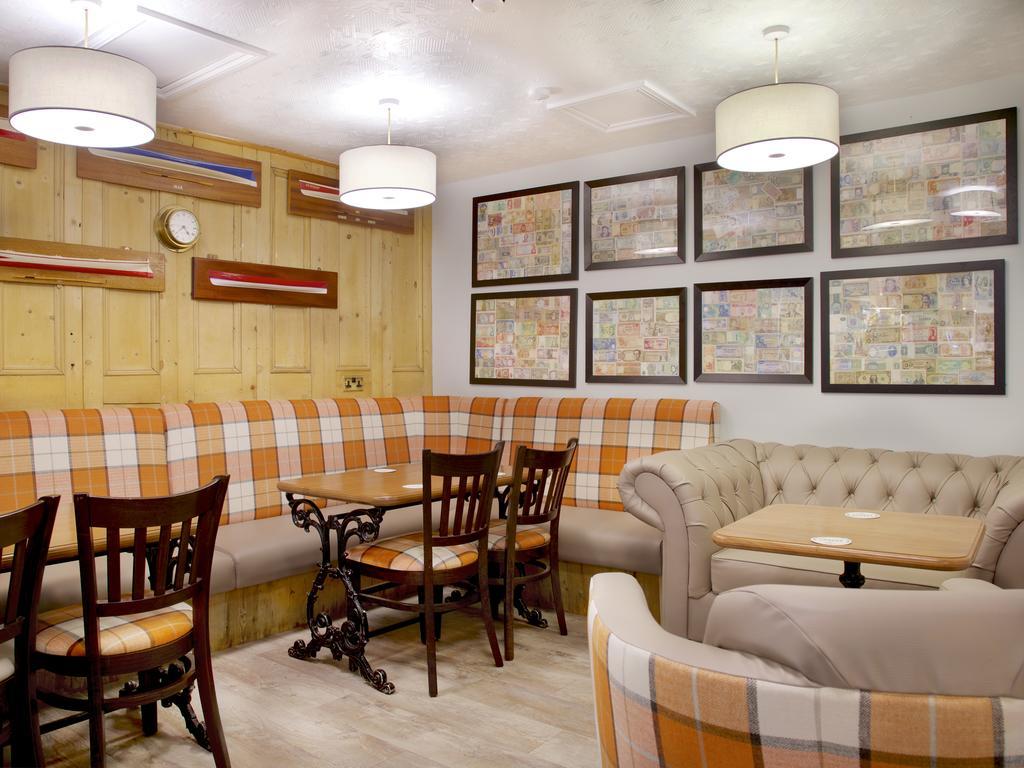 Griffin Inn New Quay Extérieur photo